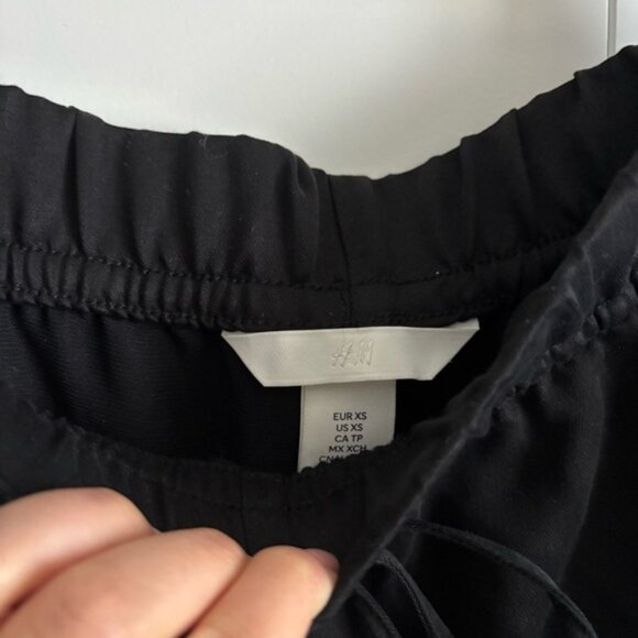 H&M Satin Jogger Pants - Picture 5 of 6